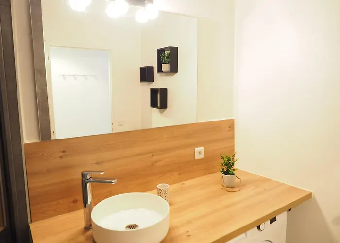 Le St Jean - Centre Historique * 瓦朗斯